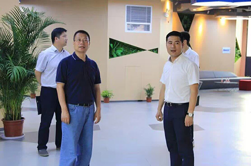 20160818拱墅区委常委、组织部李炜莅临杭州6686体育集团总部调研指导 (3).jpg